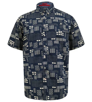 Navyblå skjorte med grafisk mønster